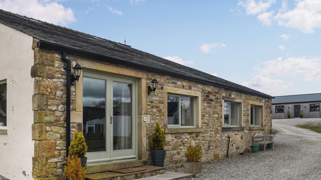 Photo of Others in Fourstones Near Bentham