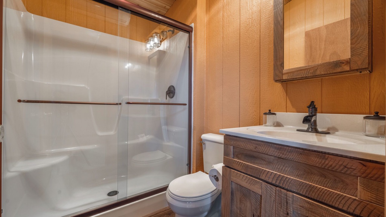Photo of Bathroom in Innsbrook