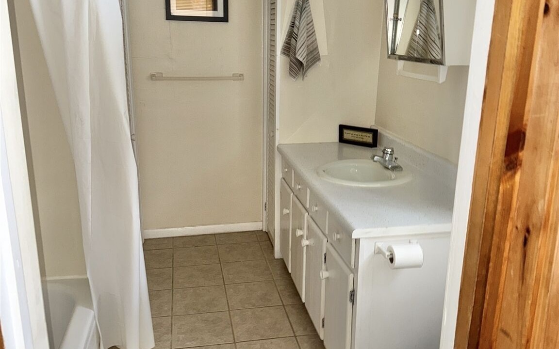 Photo of Bathroom in Gray