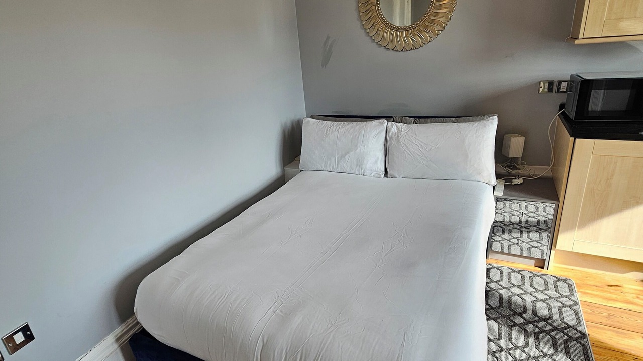 Photo of Bedroom in Bristol City Centre