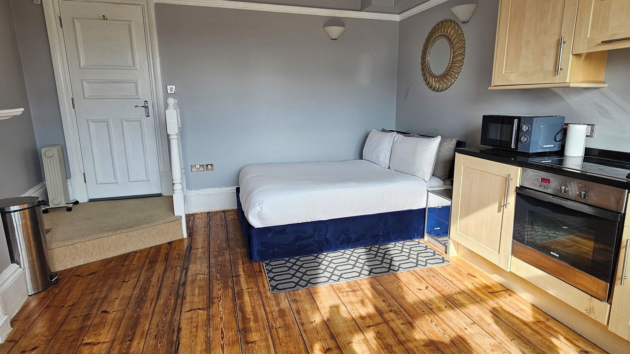 Photo of Bedroom in Bristol City Centre