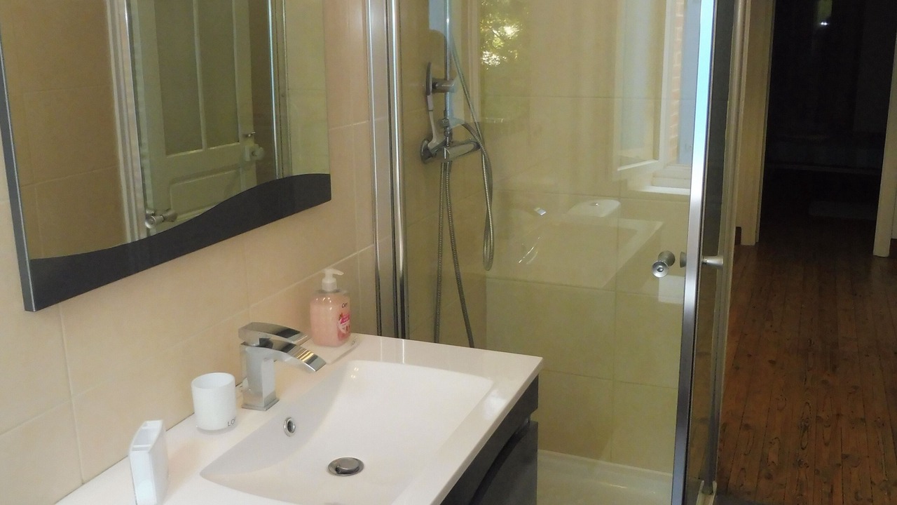 Photo of Bathroom in Labruguiere