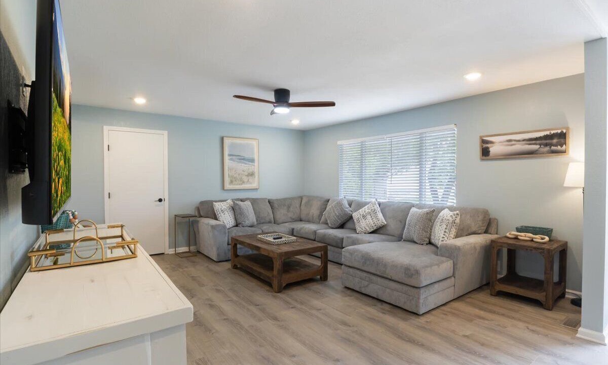 Photo of Livingroom in Lake of the Ozarks