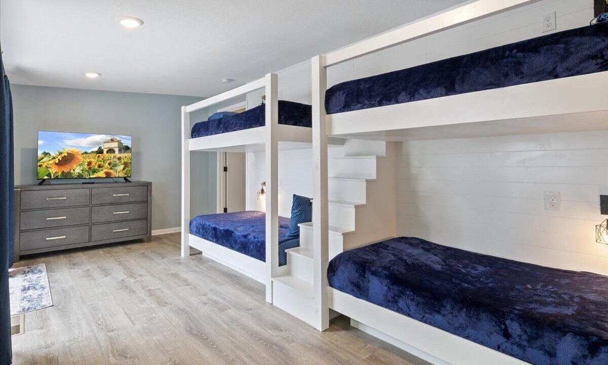 Photo of Bedroom in Lake of the Ozarks