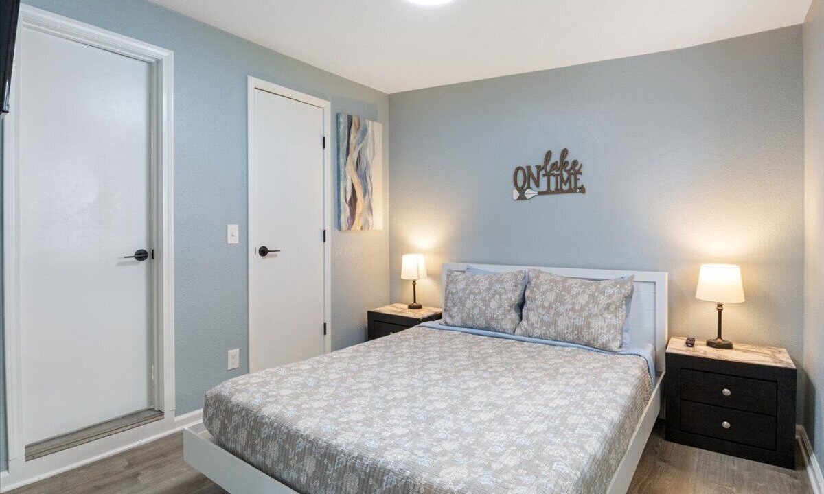 Photo of Bedroom in Lake of the Ozarks