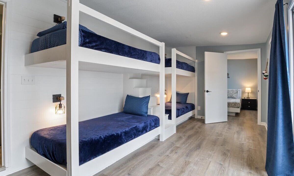 Photo of Bedroom in Lake of the Ozarks