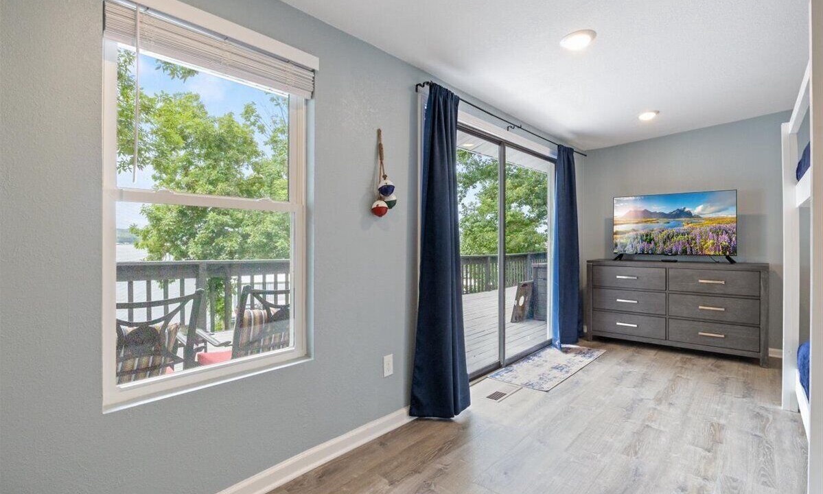 Photo of Livingroom in Lake of the Ozarks