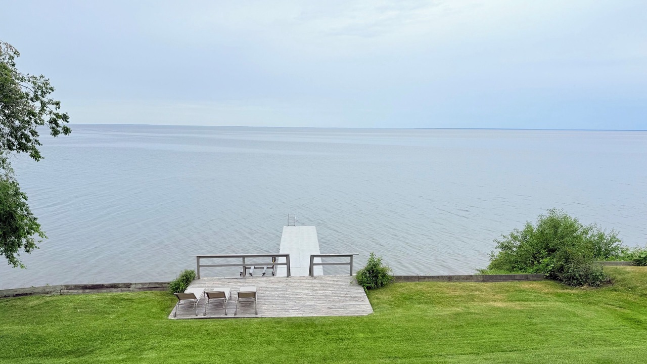 Photo of Patio Balcony in Oro Station