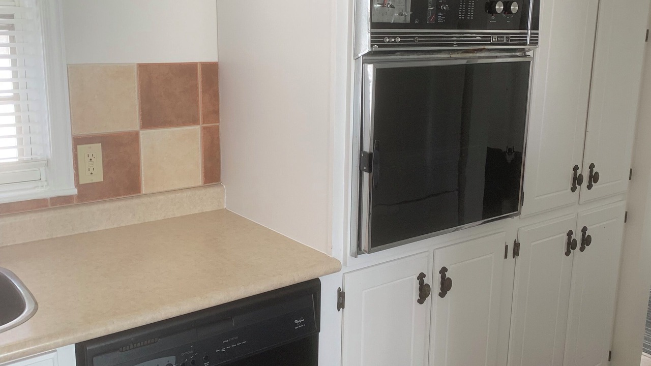 Photo of Kitchen in Oro Station