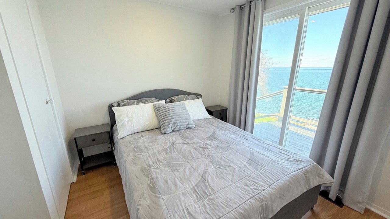 Photo of Bedroom in Oro Station