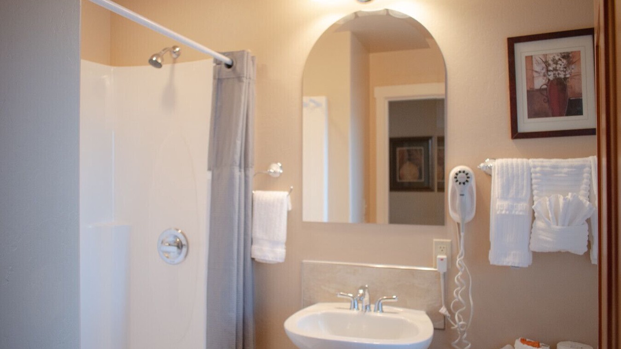 Photo of Bathroom in Homer