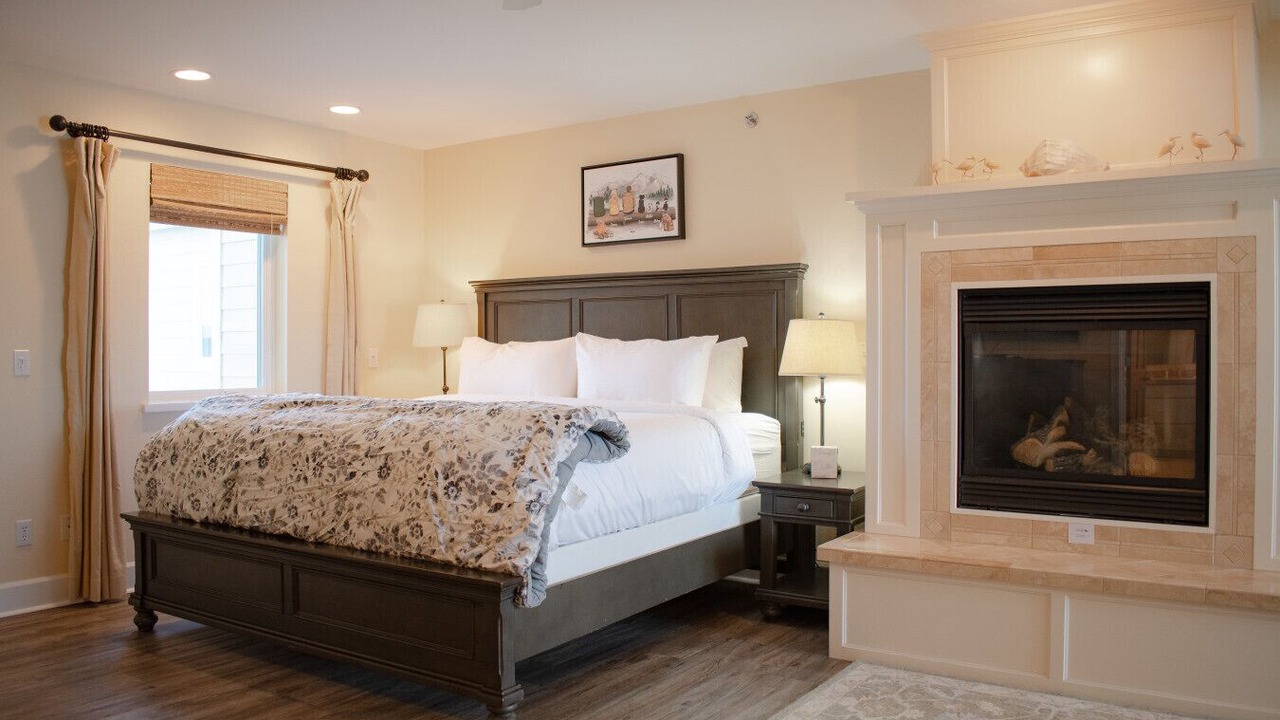 Photo of Bedroom in Homer