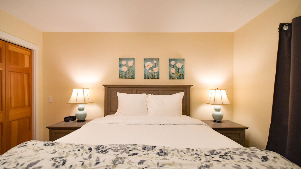 Photo of Bedroom in Homer