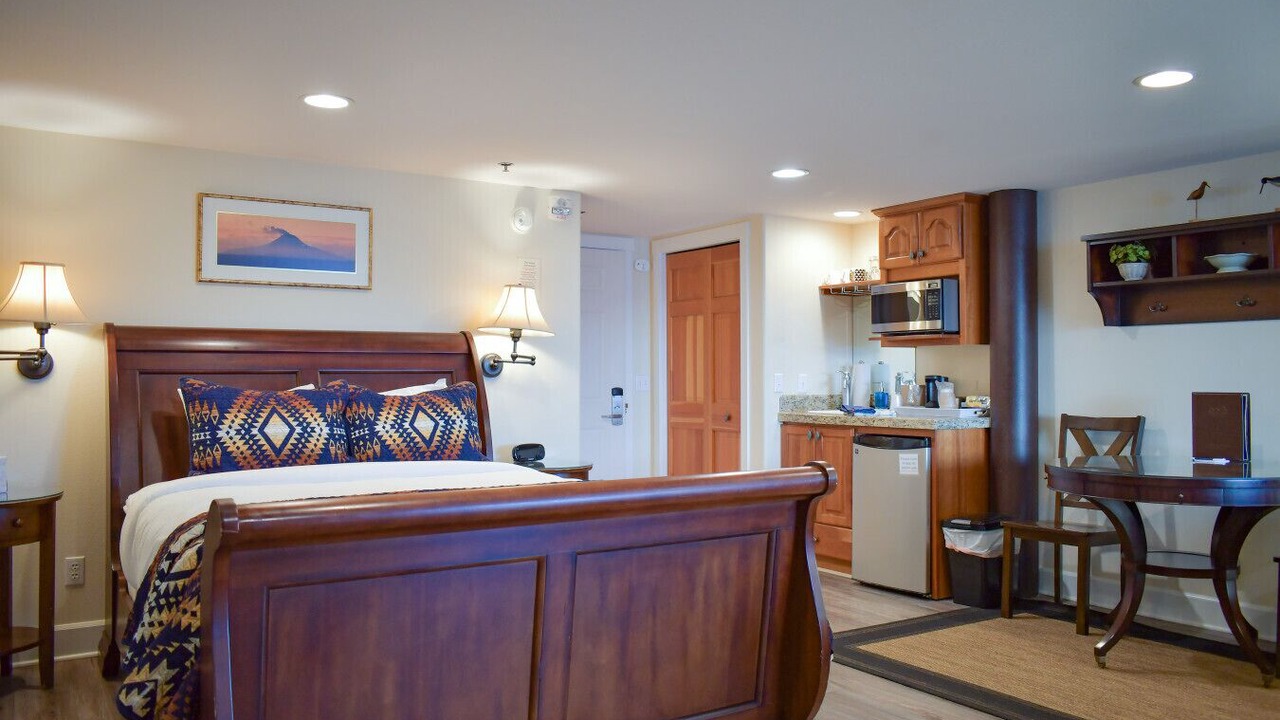 Photo of Bedroom in Homer