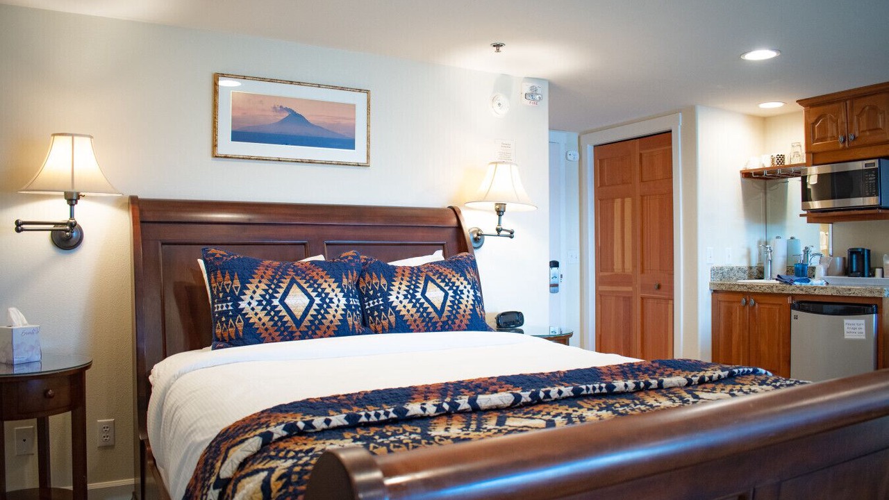 Photo of Bedroom in Homer
