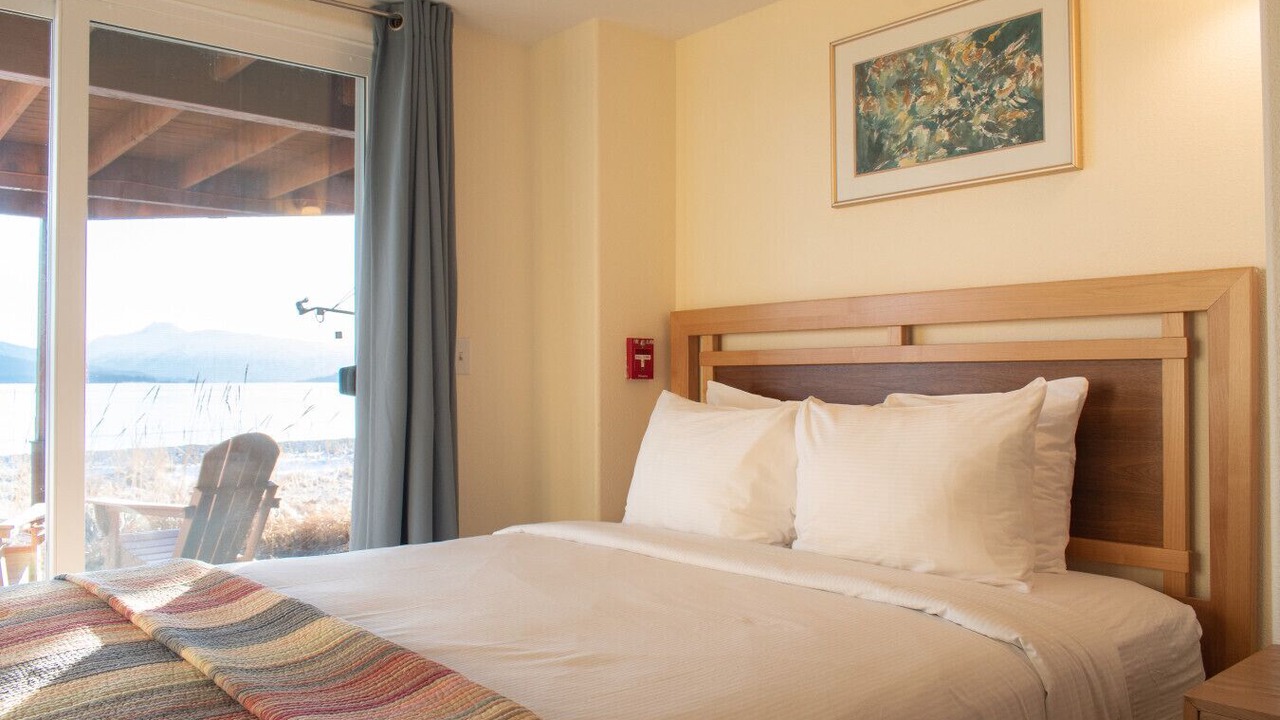 Photo of Bedroom in Homer