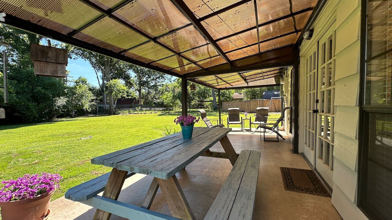 Photo of Outdoor in Reservoir