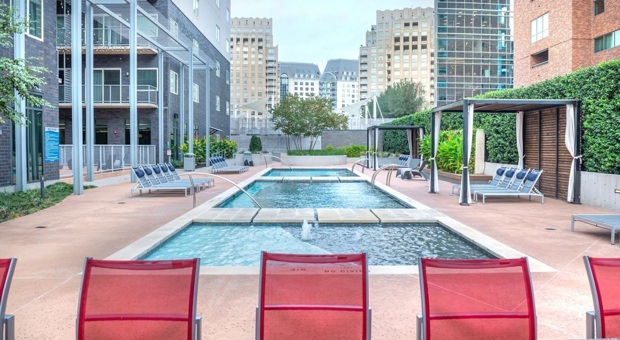 Photo of Outdoor in Uptown