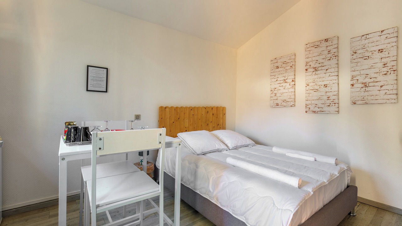 Photo of Bedroom in Evreux