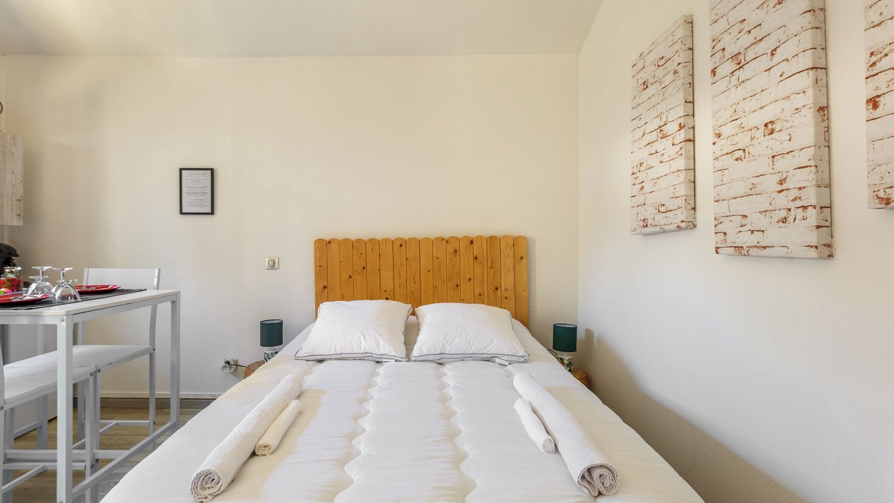 Photo of Bedroom in Evreux