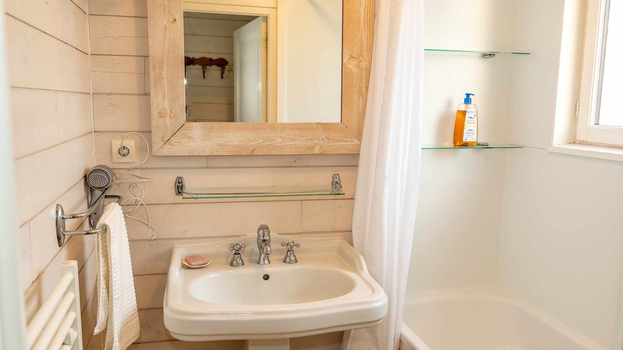 Photo of Bathroom in Les Pieux