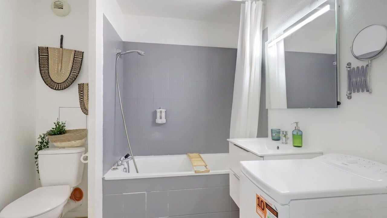 Photo of Bathroom in Lalande-Grand Selve