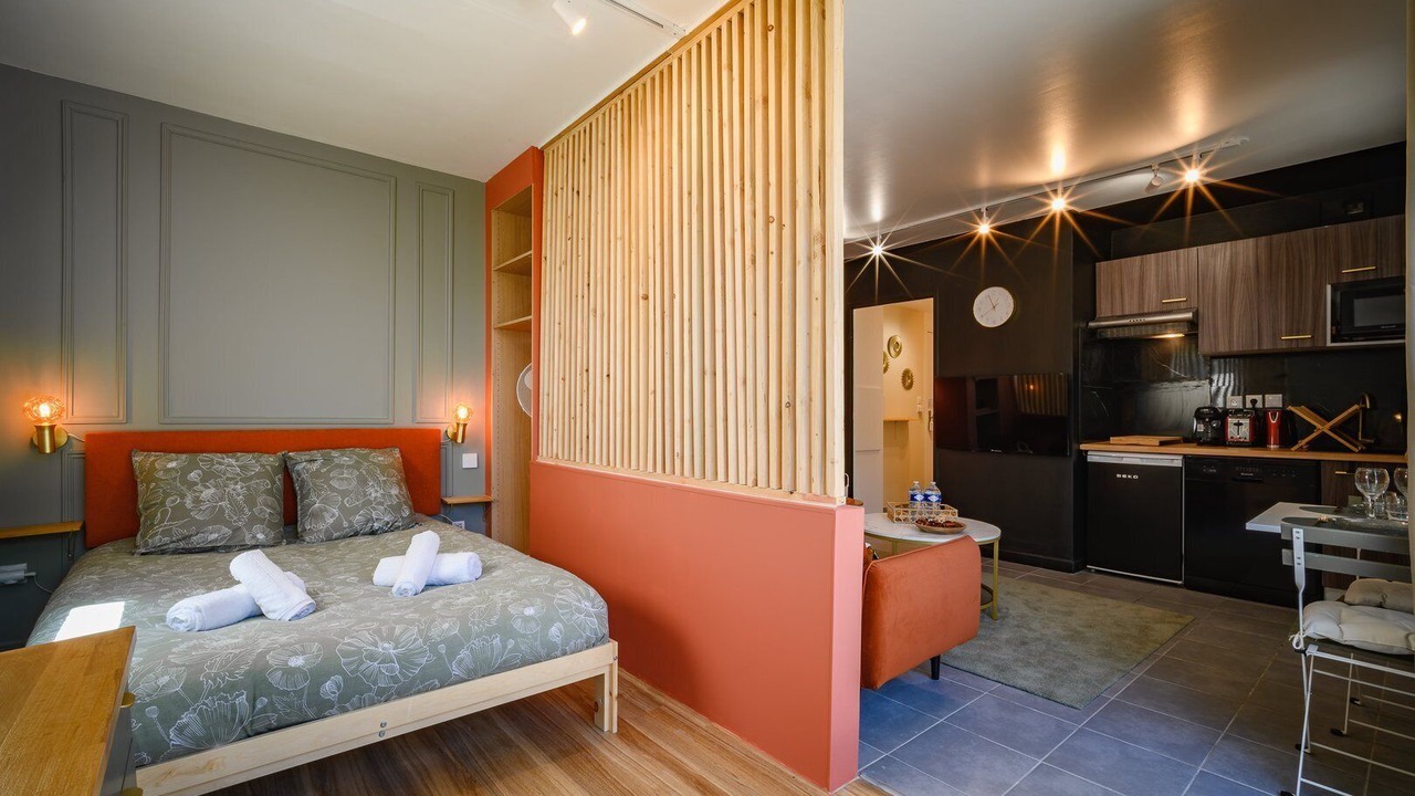 Photo of Bedroom in Colomiers