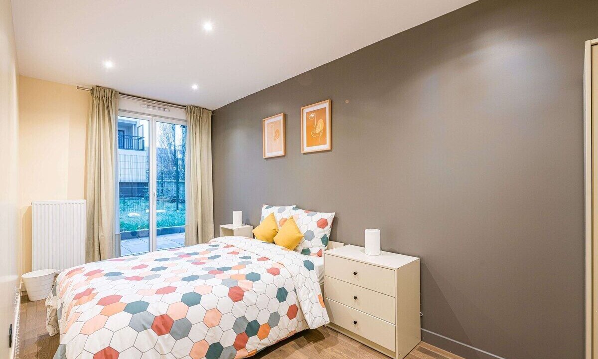 Photo of Bedroom in Clamart