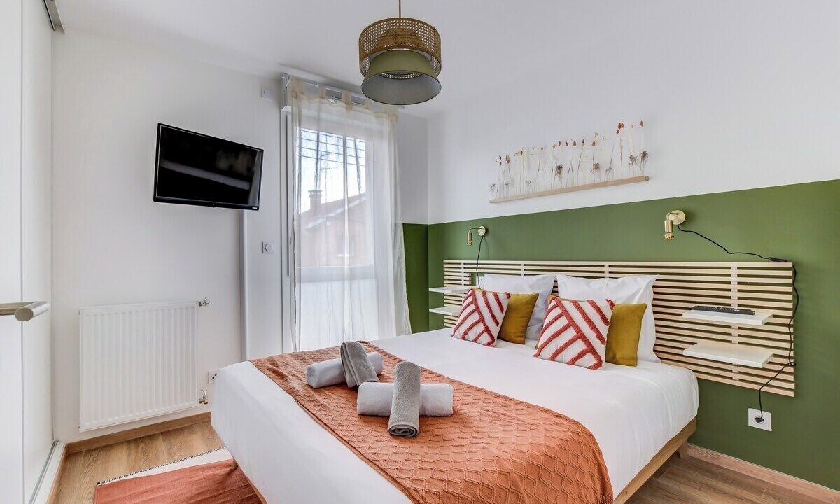 Photo of Bedroom in Bonnefoy-Roseraie-Gramont