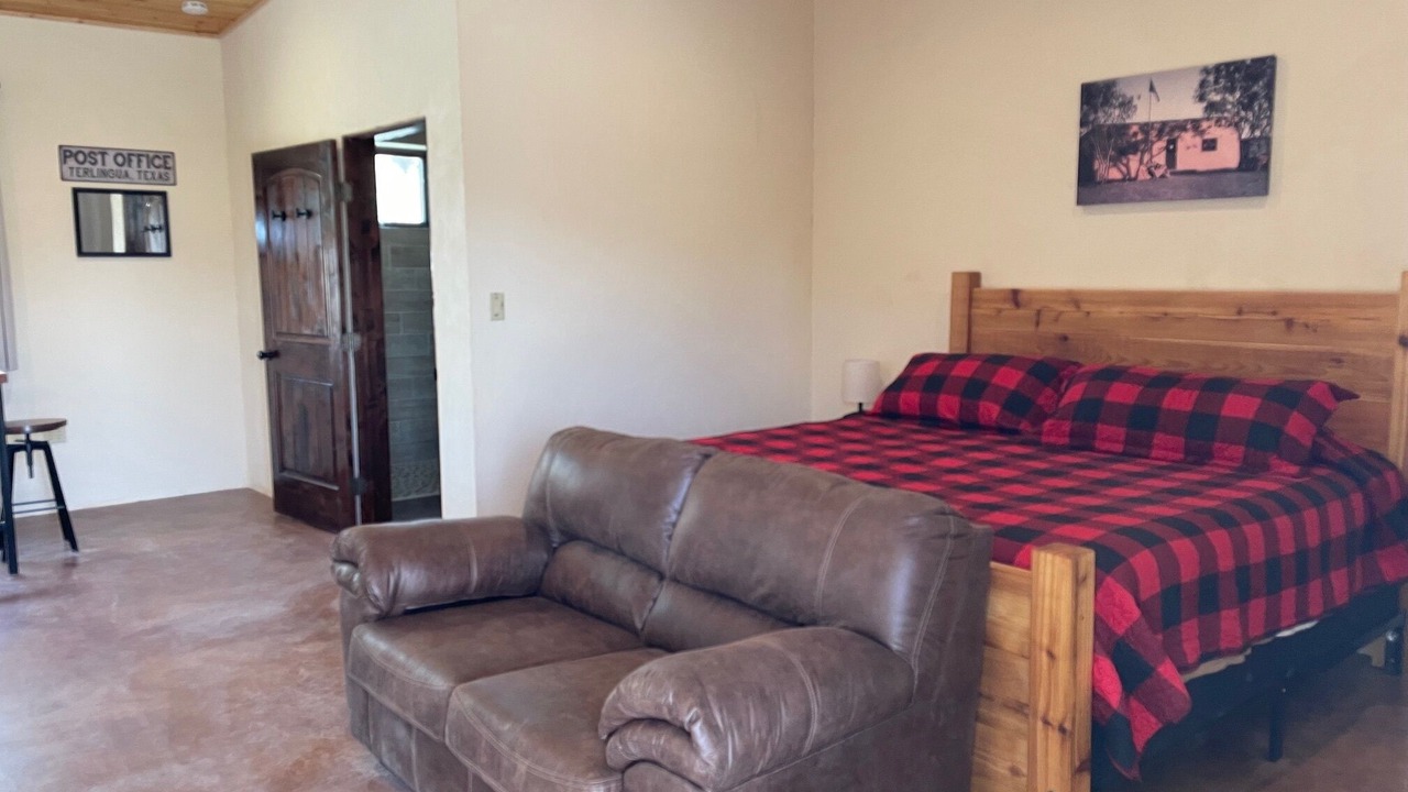 Photo of Bedroom in Study Butte-Terlingua