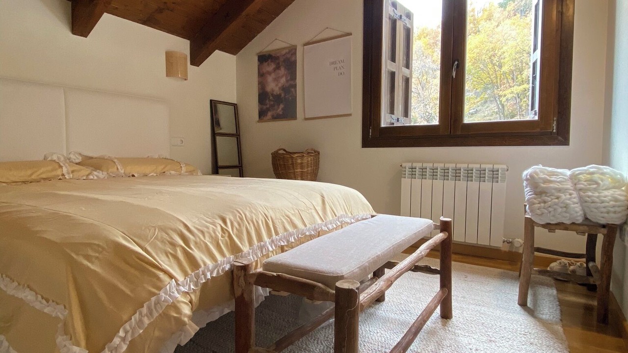Photo of Bedroom in Alins