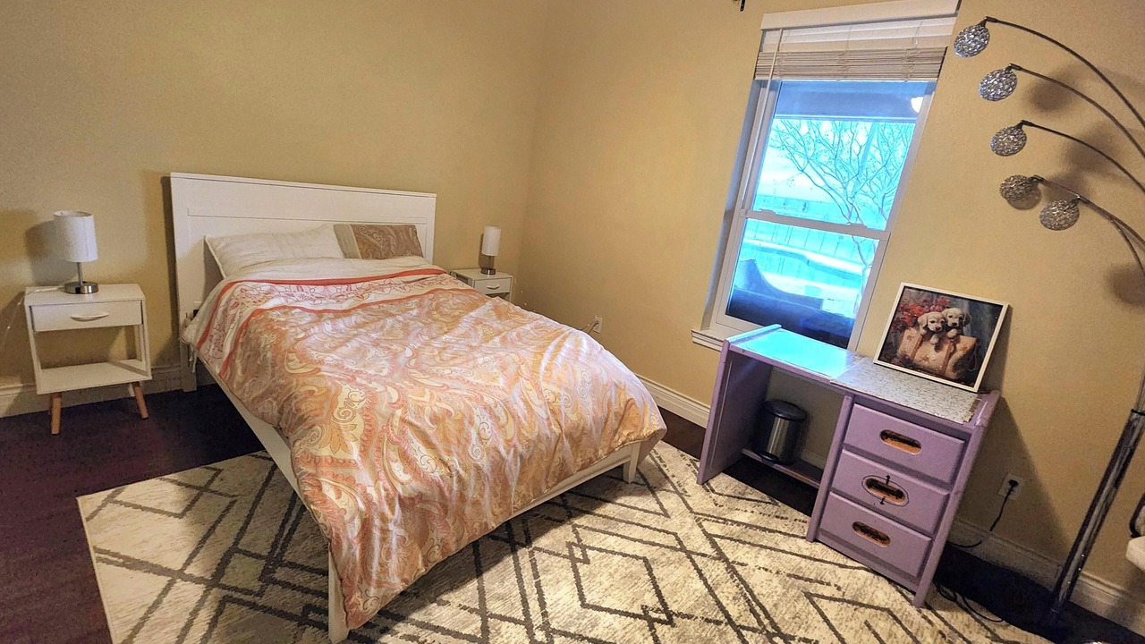 Photo of Bedroom in Point