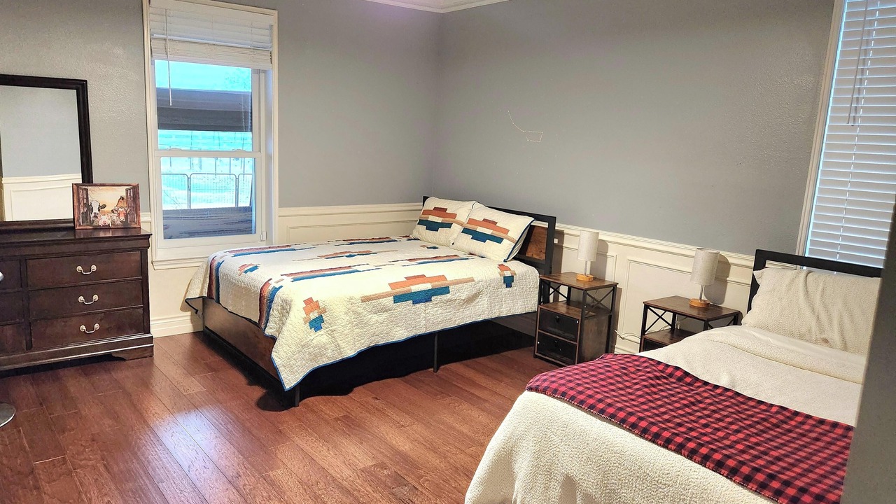 Photo of Bedroom in Point