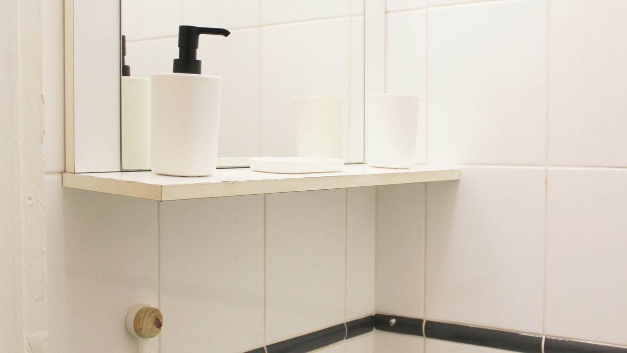 Photo of Bathroom in Saint-Ouen