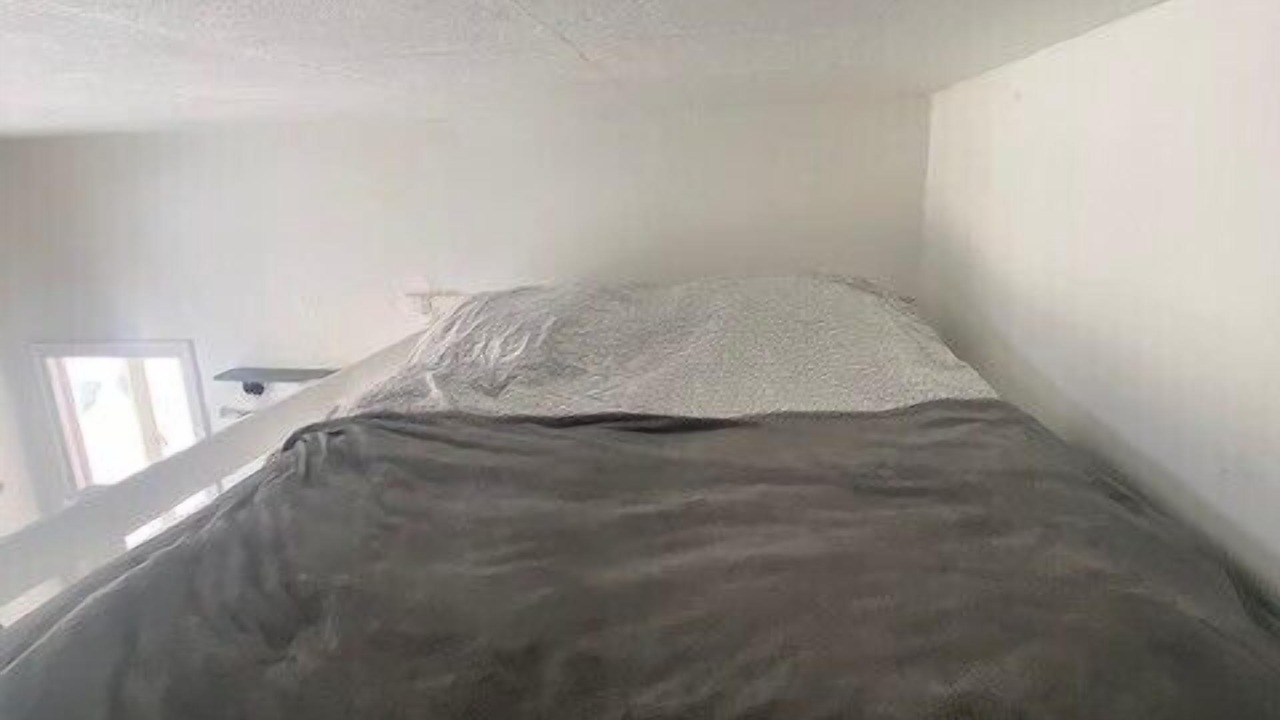 Photo of Bedroom in Saint-Ouen