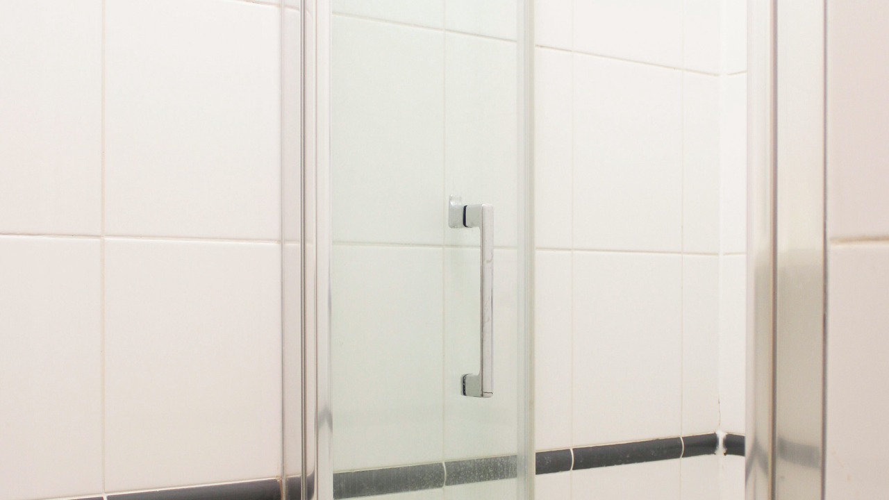 Photo of Bathroom in Saint-Ouen