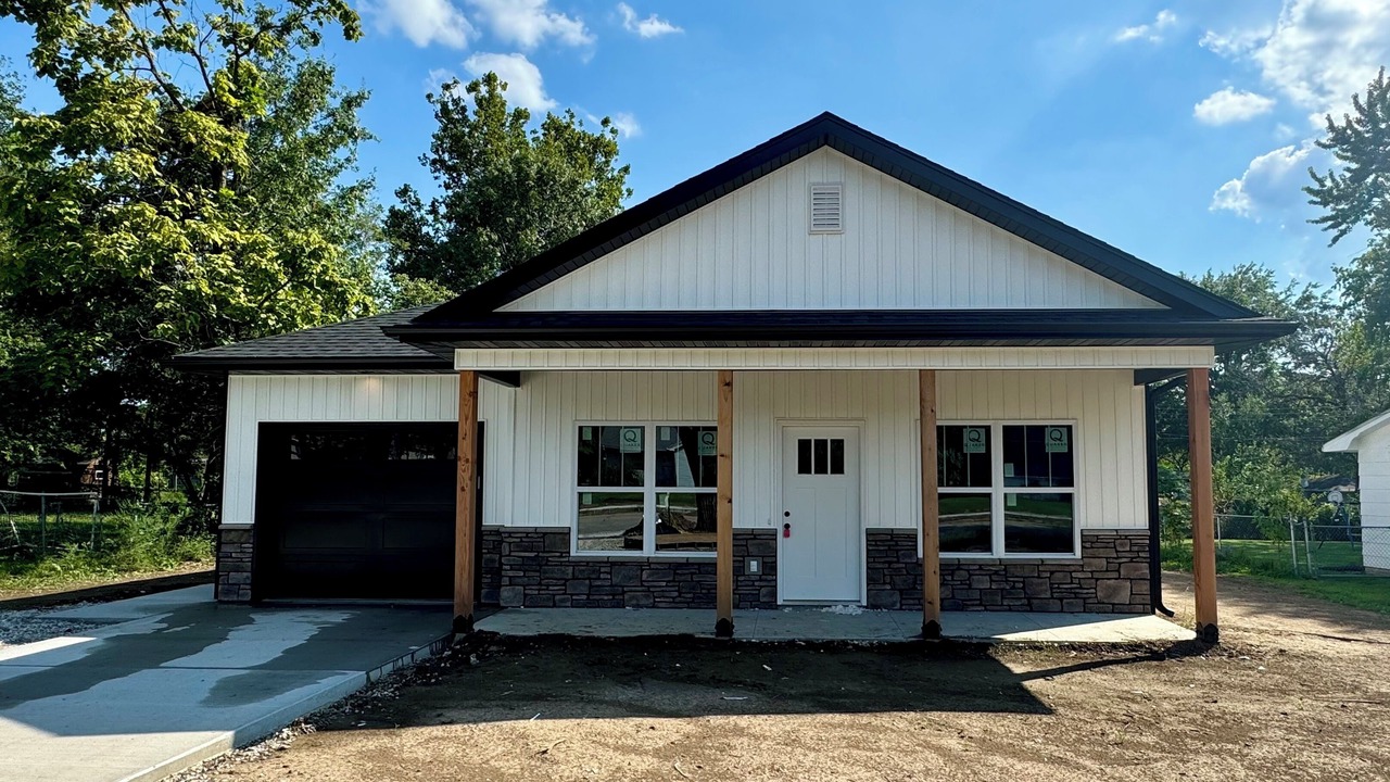 Photo of Outdoor in Hallsville