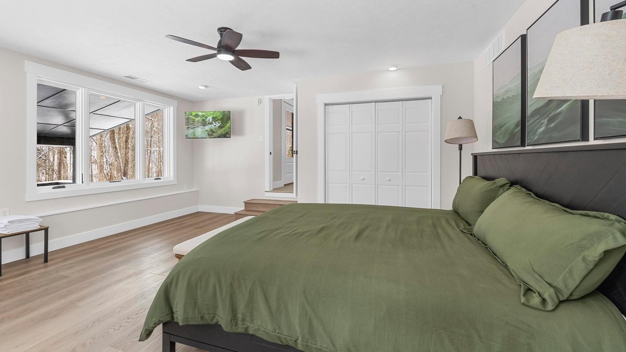 Photo of Bedroom in Shoals