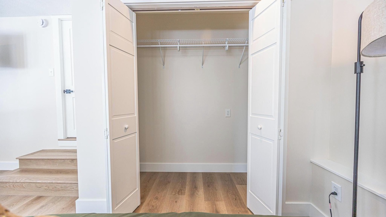 Photo of Bedroom in Shoals