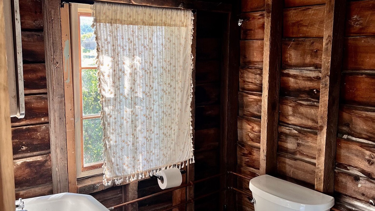 Photo of Bathroom in Town of Fulton