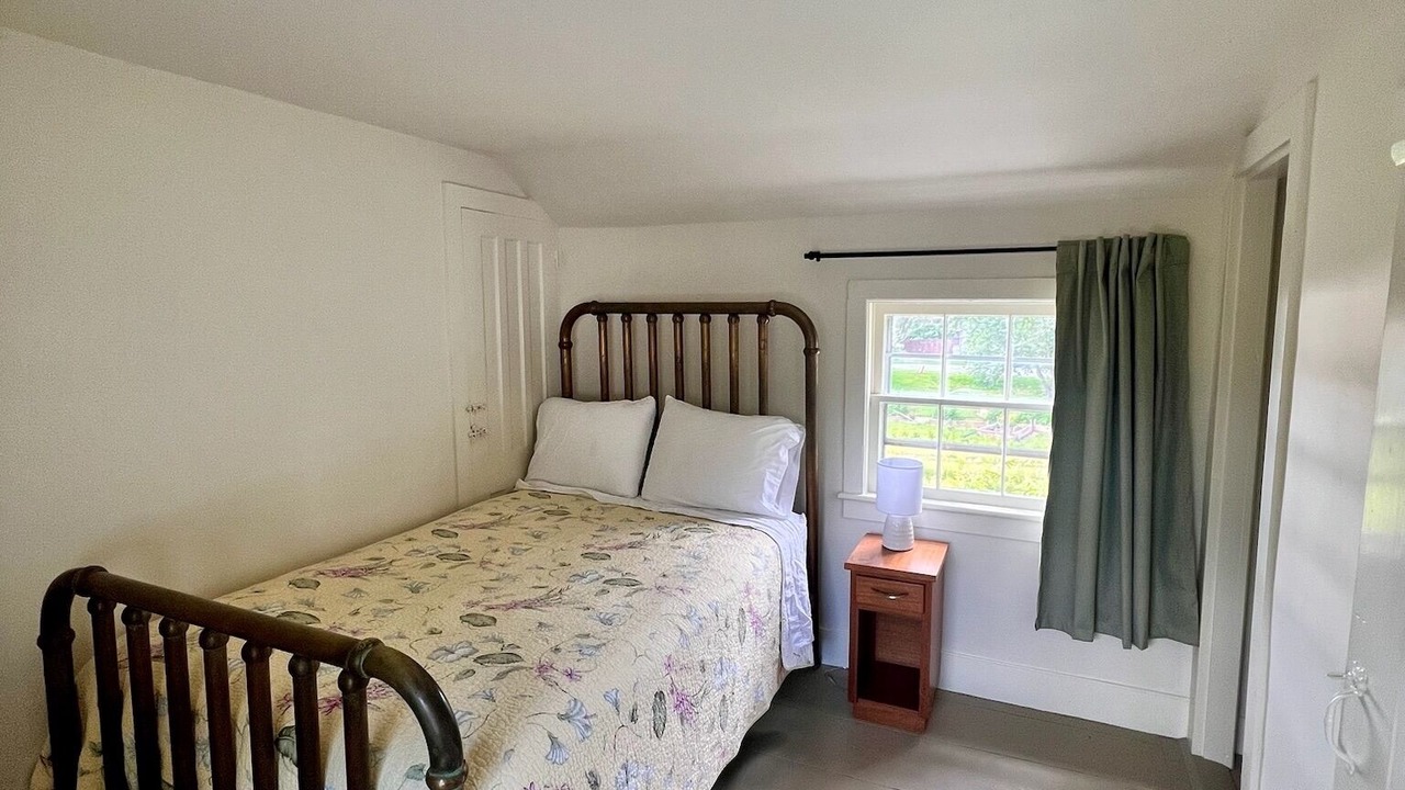 Photo of Bedroom in Town of Fulton