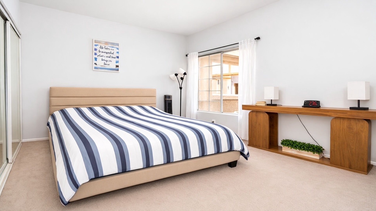 Photo of Bedroom in Huntington Beach
