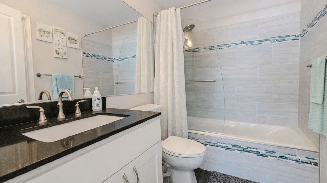 Photo of Bathroom in Huntington Beach