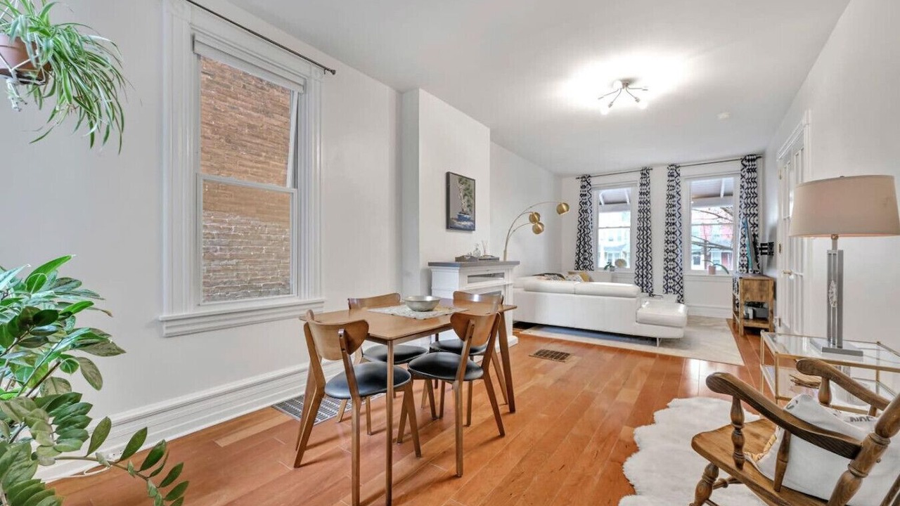 Photo of Livingroom in Lancaster