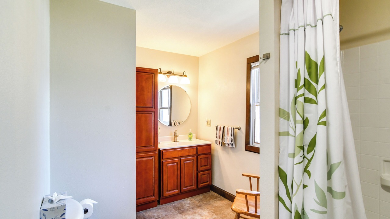 Photo of Bathroom in Pella