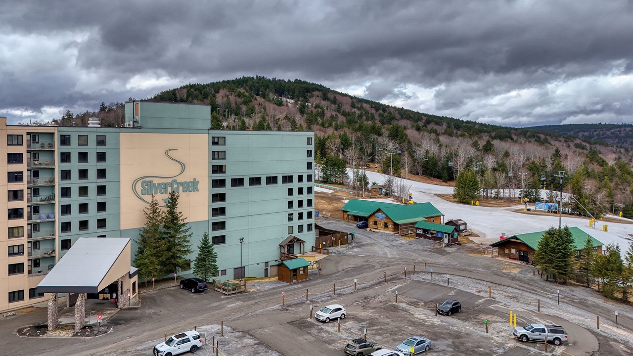 Photo of Outdoor in Snowshoe