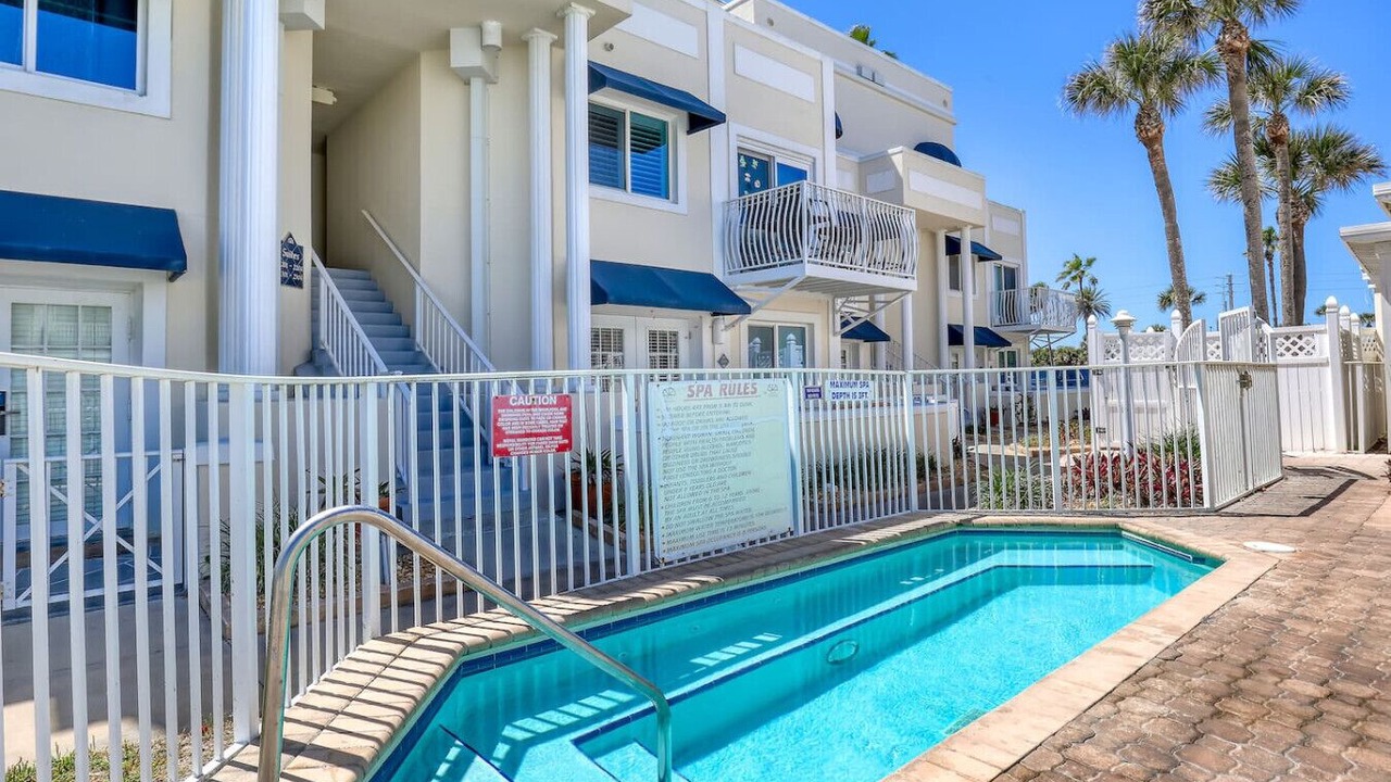 Photo of Outdoor in Cape Caneveral Beach Gardens