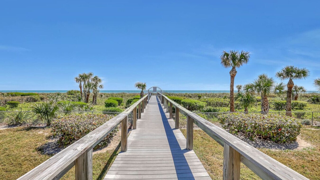 Photo of Outdoor in Cape Caneveral Beach Gardens