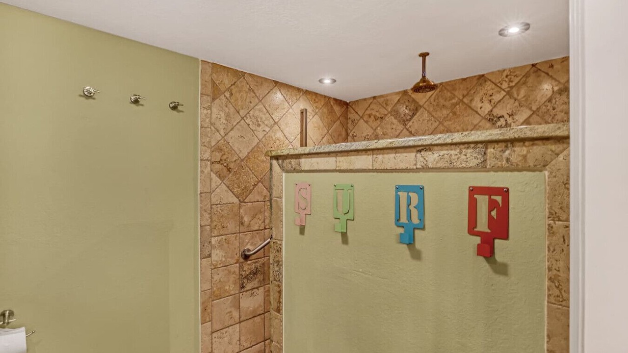 Photo of Bathroom in Cape Caneveral Beach Gardens