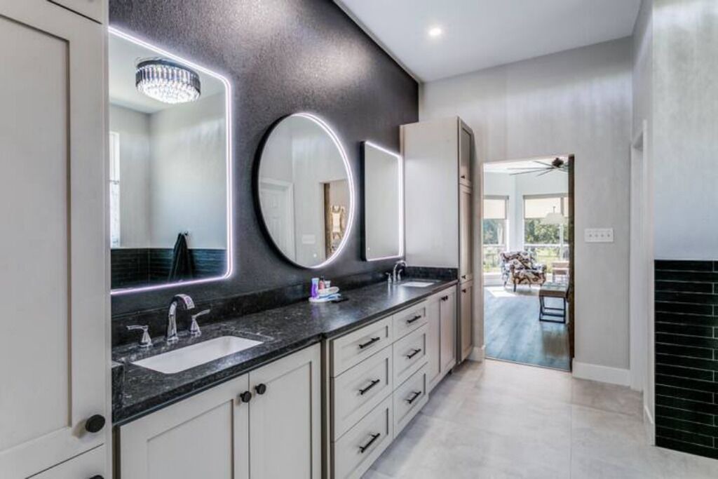 Photo of Bathroom in Southlake